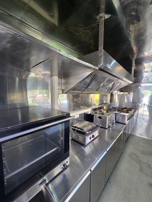 Food truck / container full inox bucătărie profesională complet echipat – gata de lucru – 19.500 € + TVA