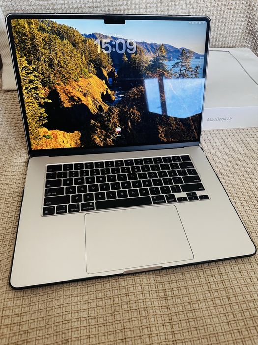 Продам MacBook Air 15 M3 256GB