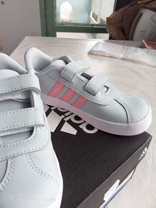 Нови Adidas VL Court 2.0 номер
 25 1/2