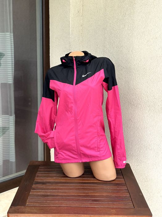 Дамско горнище / ветровка Nike Running (Vapor) - размер XS, Отлично състояние