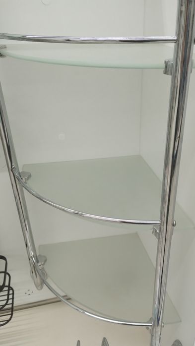 Ъглова стъклена етажерка за баня на 3 нива