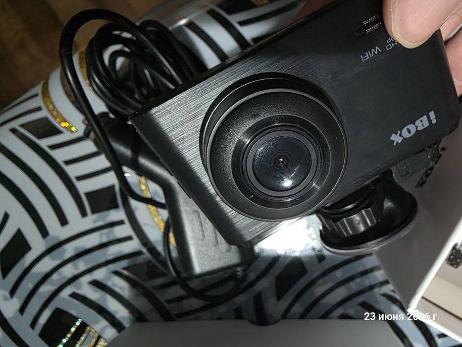 Регистратор с Вай фай I box Z 920