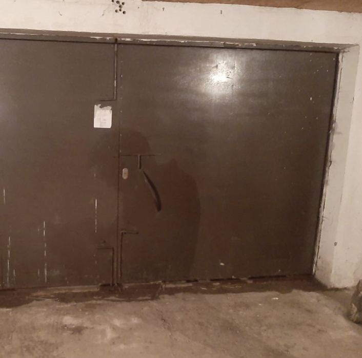 Продам гаражные ворота. Размер 2.2x4