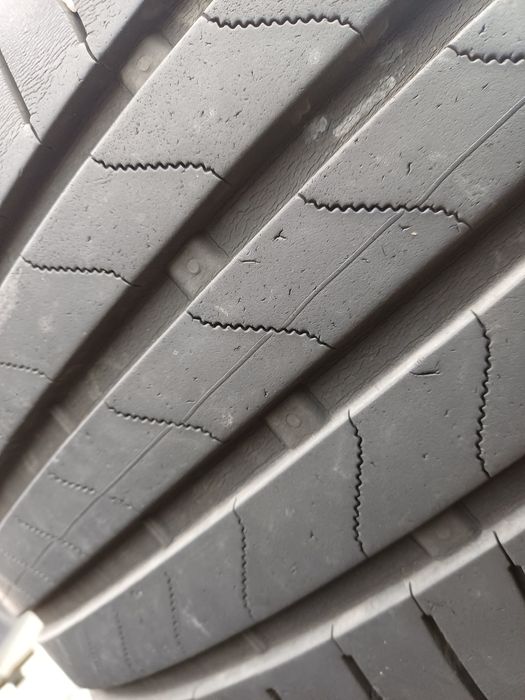 Гуми 235/45/17 Бриджстоун