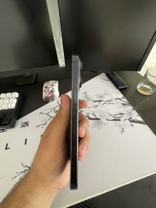 Iphone 15 pro max 88%