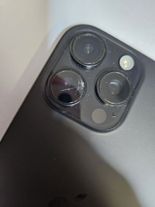 Iphone 16 pro max сатамын