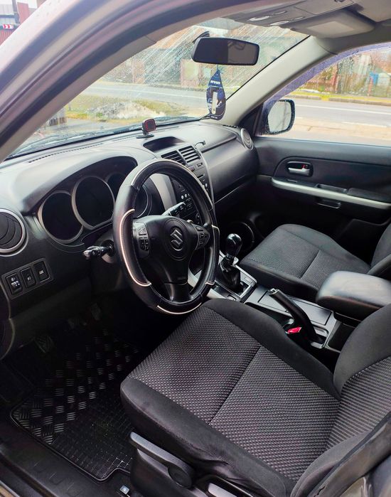 Vand sau schimb ( ATV )  Suzuki grand vitara 1.9 ddis 2006