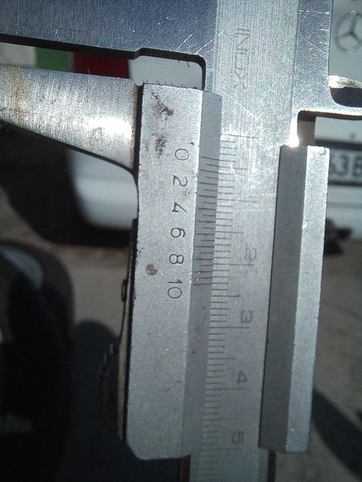 4 бр. гуми Continental 235/45 R 17, джанти, болтове за Mercedes