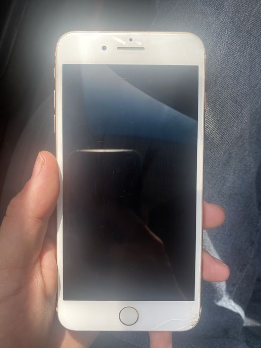 Айфон 8 плюс СРОЧНО