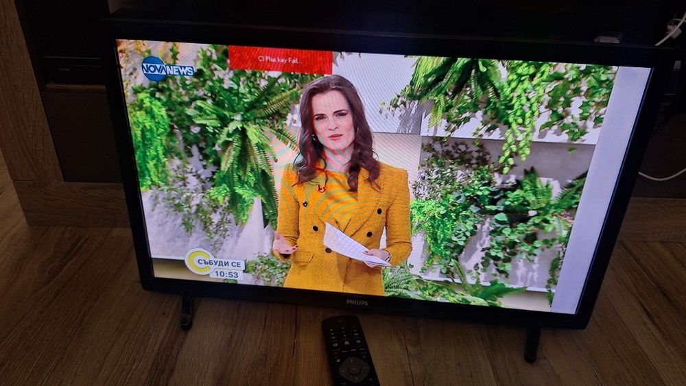 Телевизор Phillips 24"