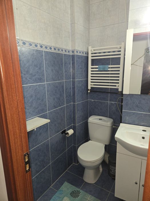 Inchiriez apartament