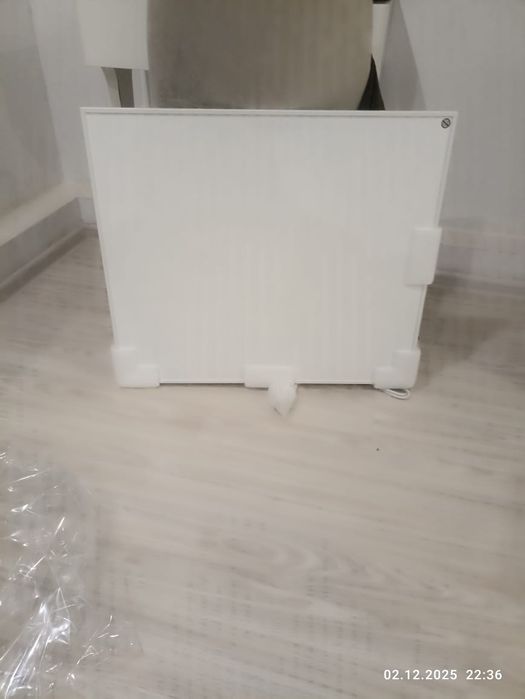 Тепловая стена  бренда BYECOLD 580 ватт
