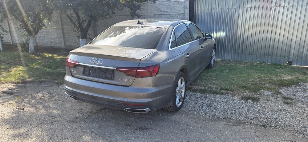 Audi A4 40 tfsi  avariat