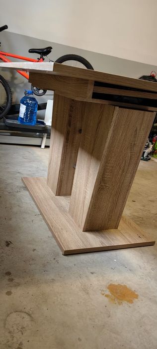 Masa dining/bucatarie