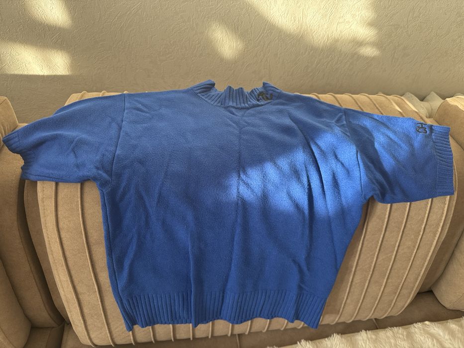 Платье и Кофты, куртки в хорошем состоянии