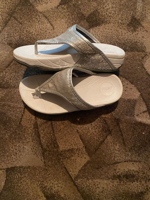 Женская летняя обувь