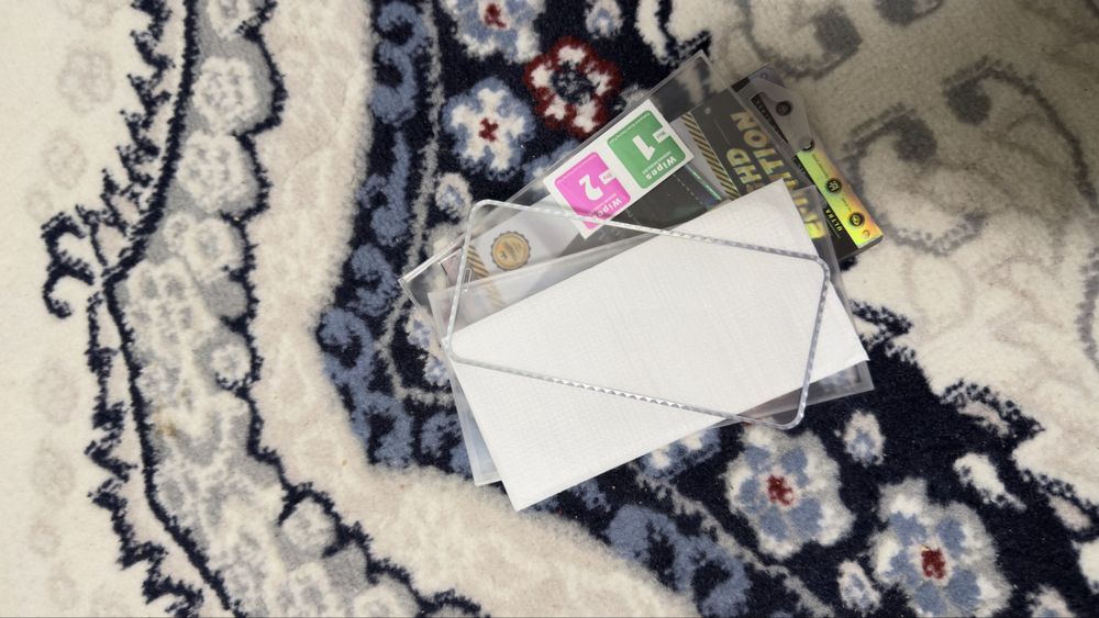 Steklo ekranga yaxshi va zo’r