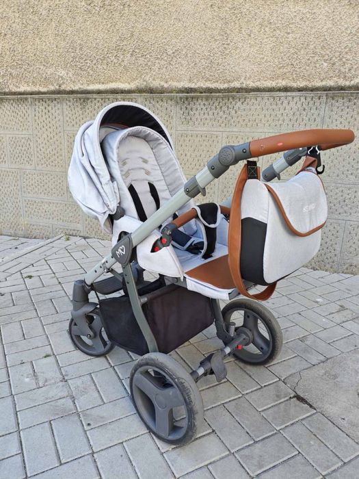 Бебешка количка 3 в 1