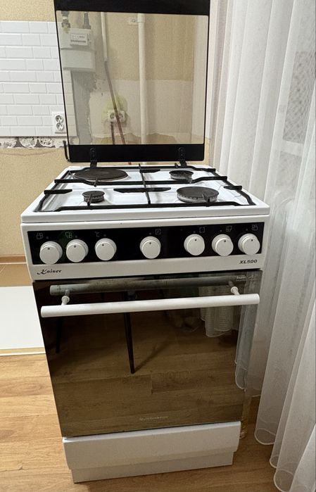 Продам газовую плиту б/у