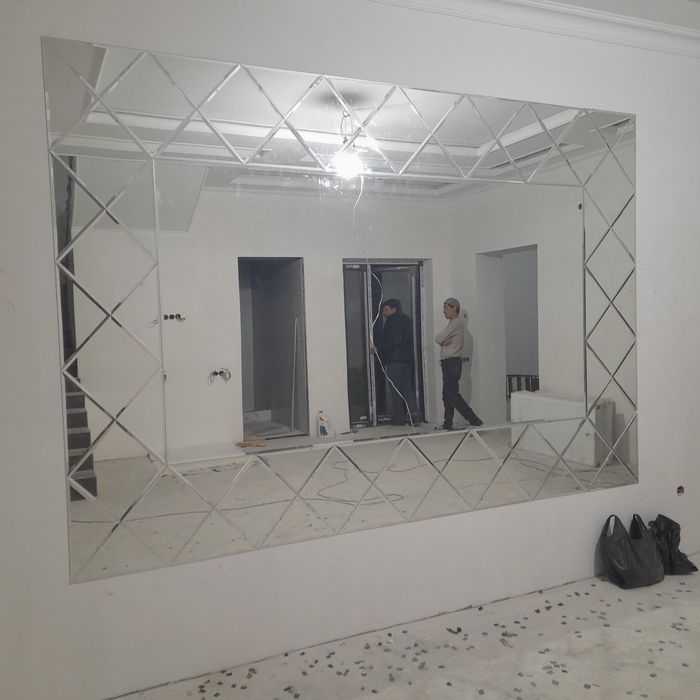 Oyna kesish xizmati. Rombik oyna.