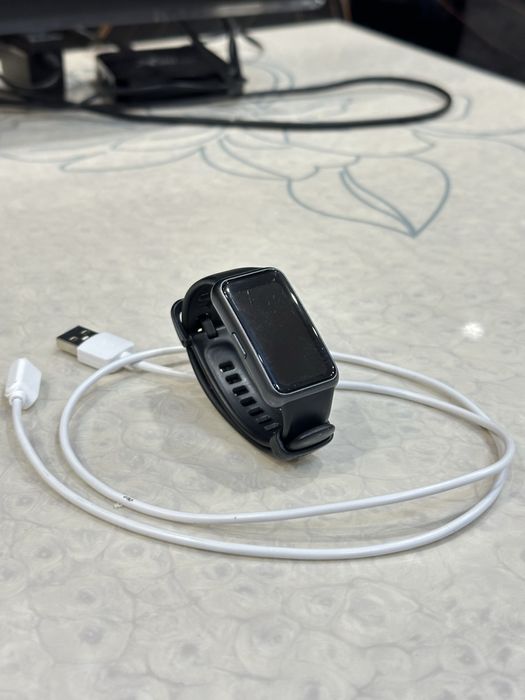 Huawei band 7 фитнес браслет