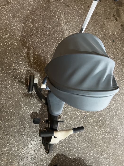 Велоколяска