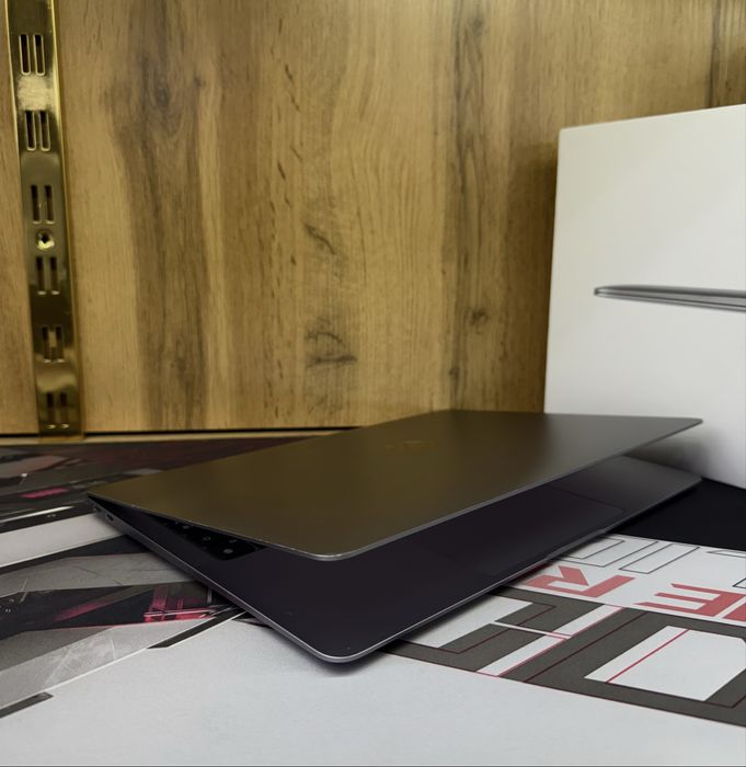 Macbook Air M1 13inch 8/256GB