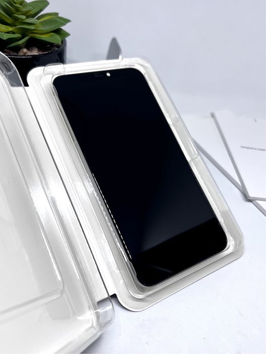 ОРИГИНАЛЕН дисплей за iPhone 11 Pro MAX, свален от телефон, ПЕРФЕКТЕН!