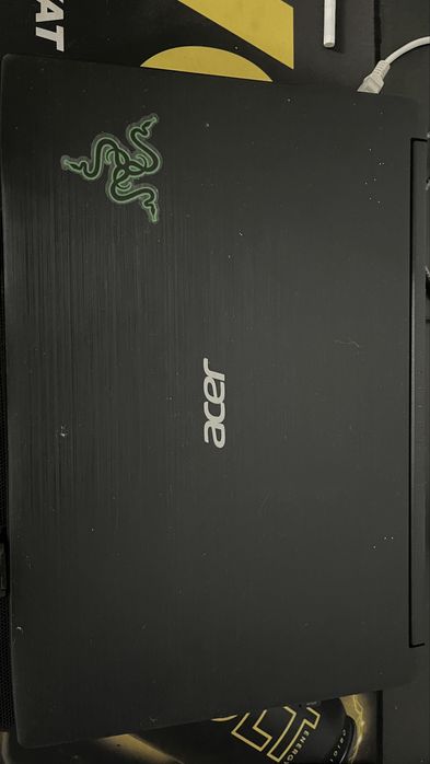 Продам ноутбук acer aspire 3