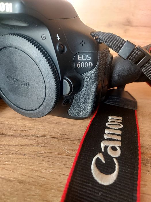 Фотоаппарат canon 600b