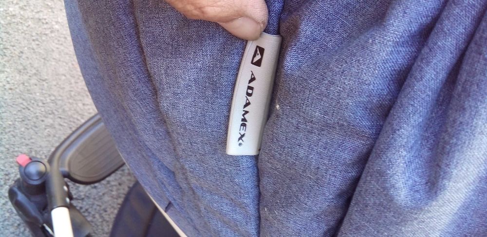 Продам детскую коляску ADAMEX 2 в 1