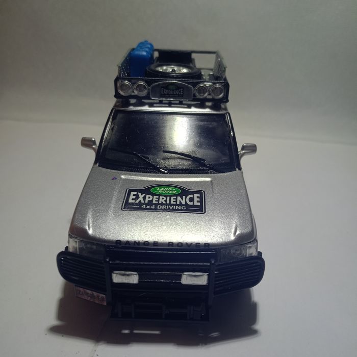 Продам подставку с машиной