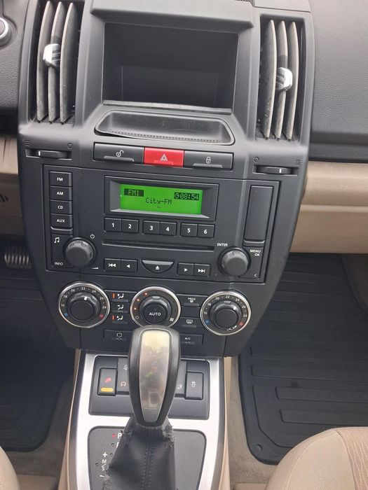 Land Rover Freelander 2010 diesel, 4.420 € — imagine 4