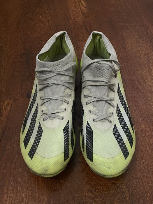 Футболный бутсы adidas