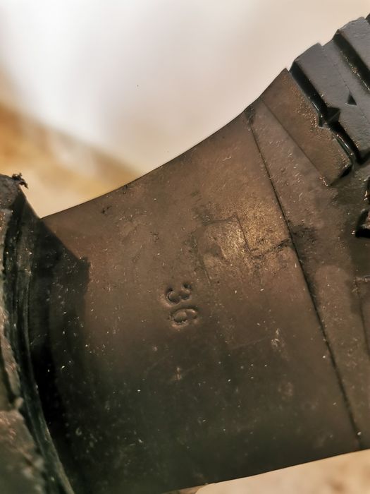 Дамски обувки tendenz и дамски боти ELIZA