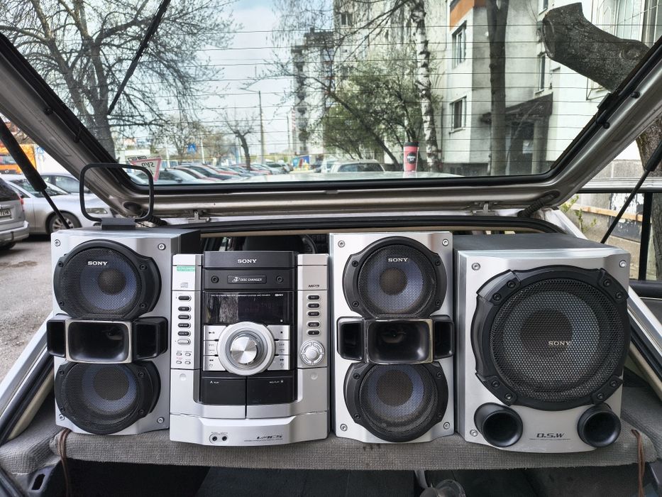 Уредба Sony с две колони и  буфер