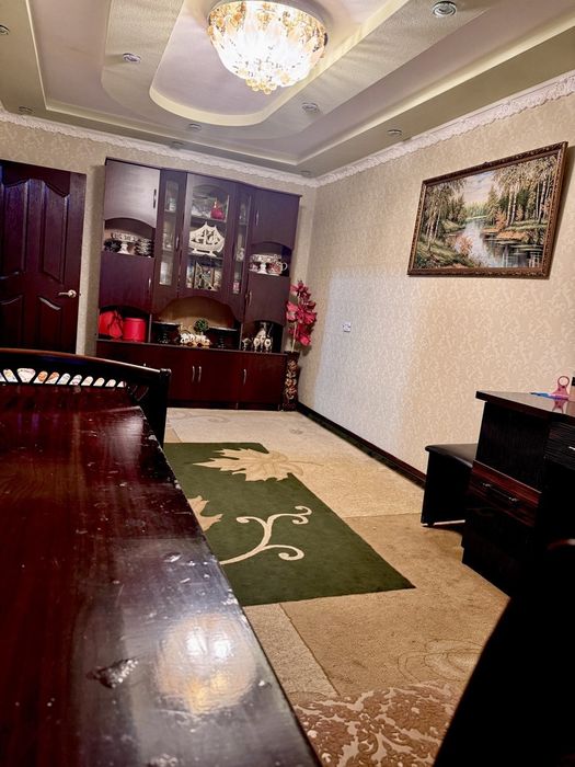 4 хонали уй 3 этажда сотиляпди