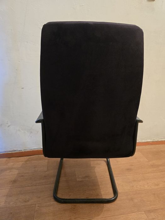 Кресло офисное продам за 15000