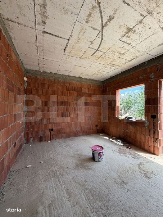 Casa P+1, 3 dormitoare, 105 mp, 200 mp teren, toate utilitatile, Damil