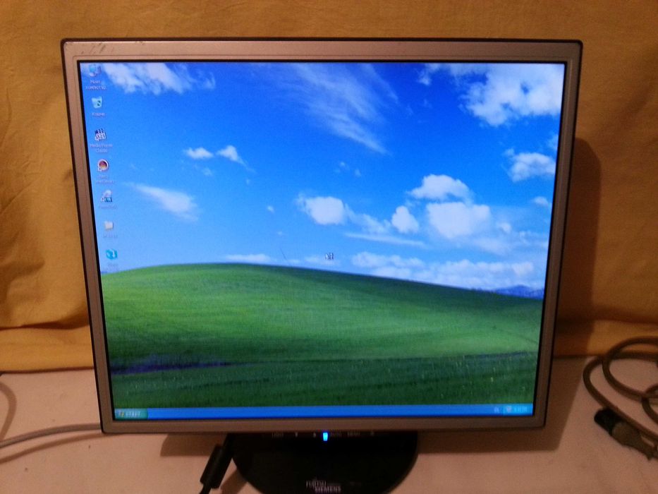 Монитор 19 инча-BenQ Q9T4 - LCD.