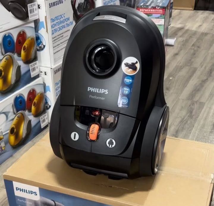 Пылесос Phillips Performer Model: (XD8022) Made in Poland 2200Вт