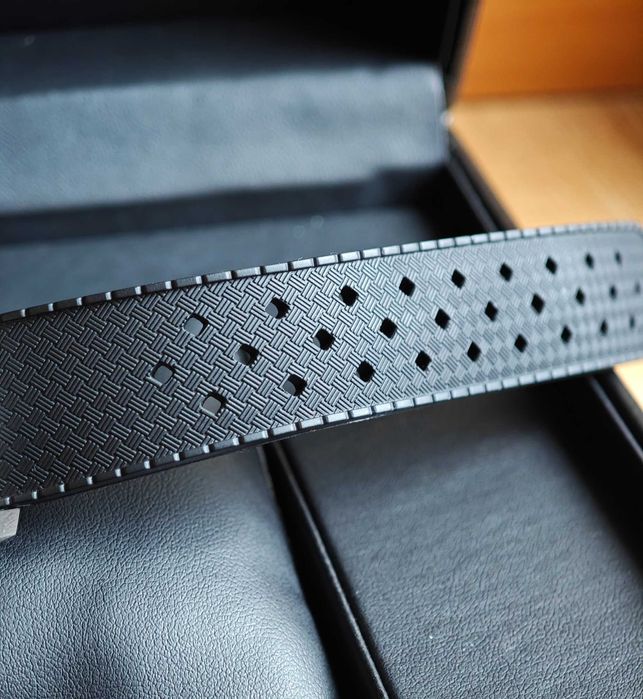 БАРТЕР Alpina Seastrong Diver GMT