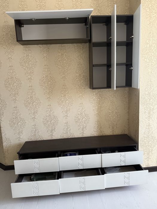 Тумба под телевизор