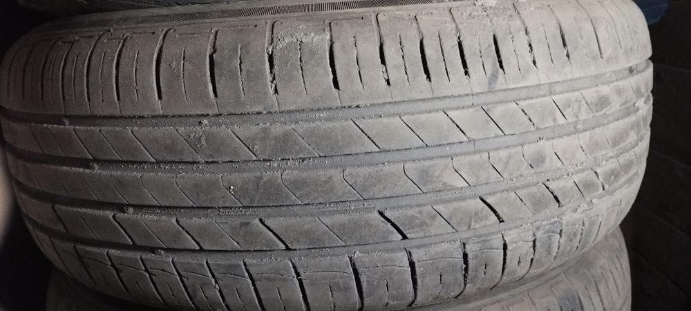 Продам комплект дисков с шинами