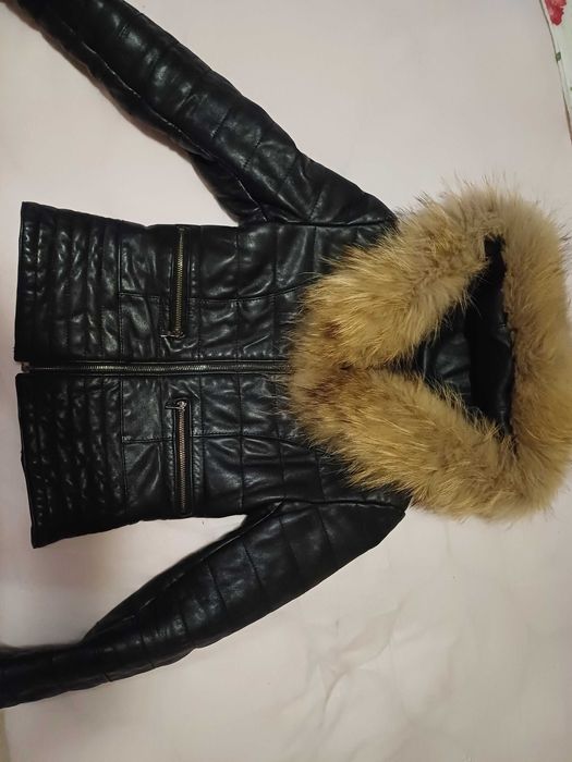 Яке от естествена кожа с пух