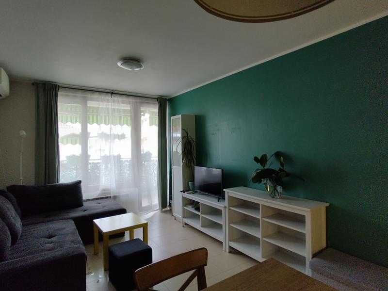 Двустаен апартамент в Дървеница