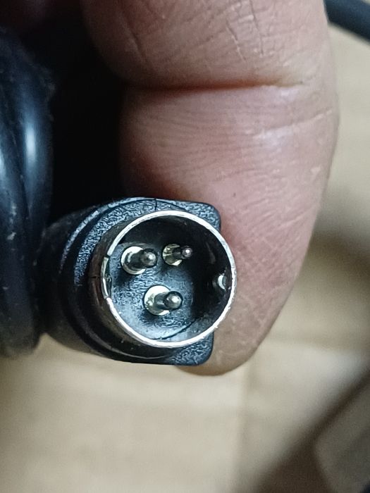 Alimentator Edac 19,5v  6,16A perfect functional