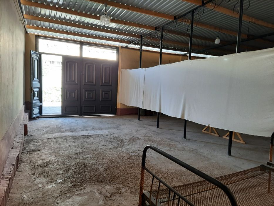 uy sotiladi 5 sotix kelishamz