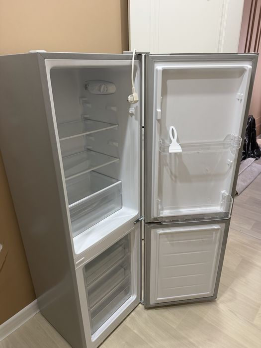 Продам холодильник Leadbros HD-159S