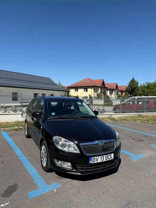 SKODA Fabia 2011 — imagine 3